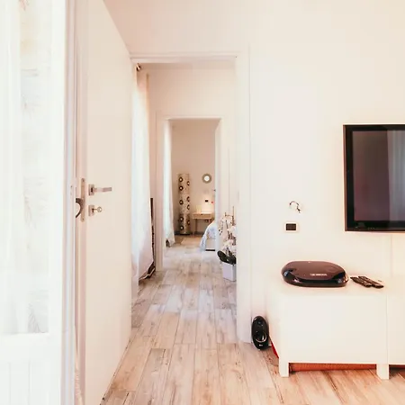 Casa Margot - Lakeside L&b Apartment
